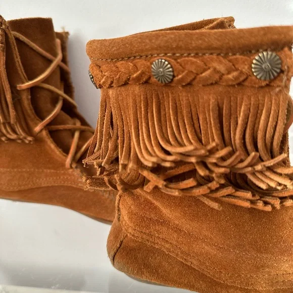 Minnetonka UO Brown Suede Ankle Moccasin Boot Size 8 Native Indian lace up shoe - Picture 6 of 12